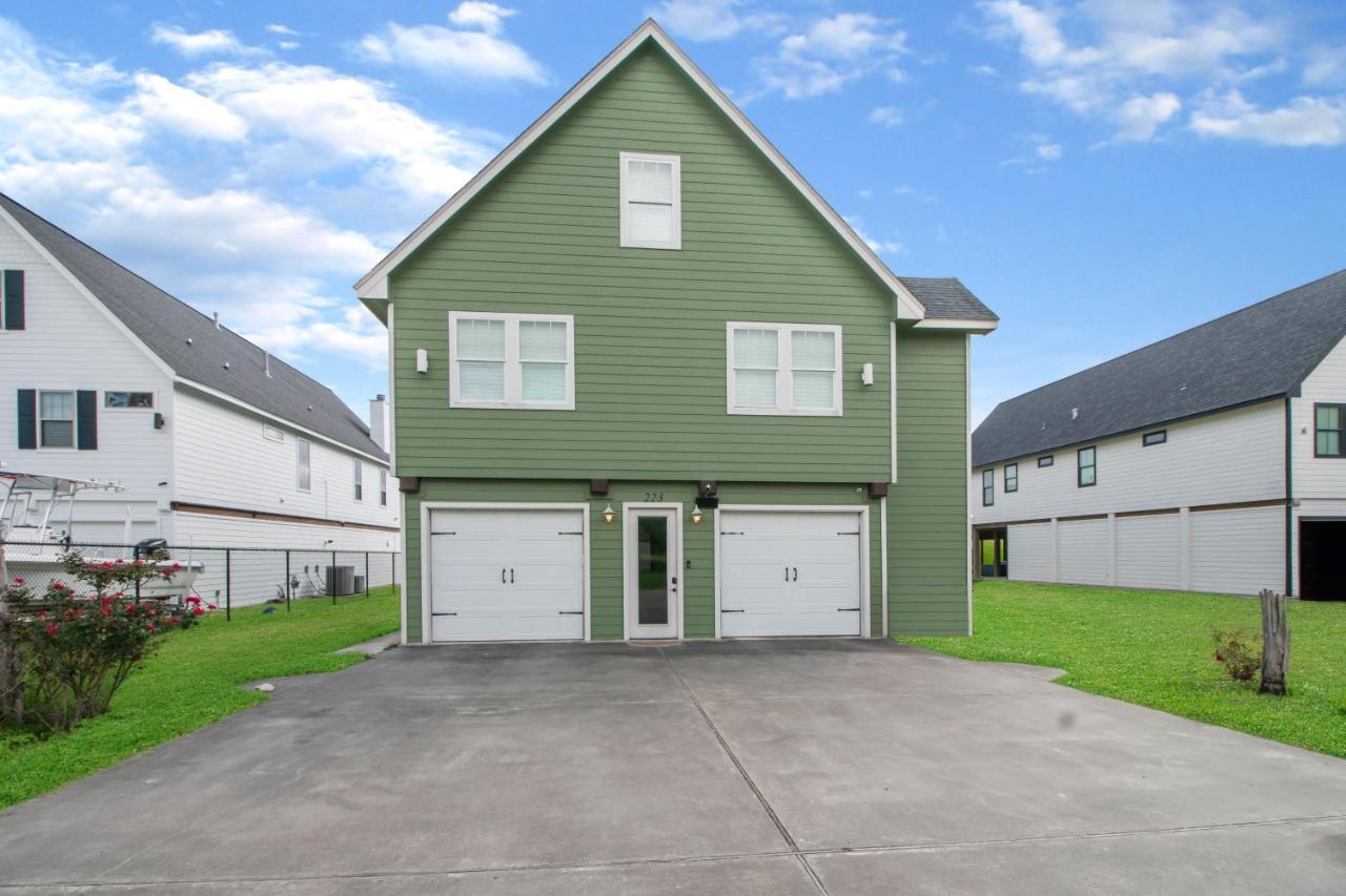 Luxury Waterfront Home Family And Pet Friendly Near Surfside Beach 11 Mins Freeport Eksteriør bilde