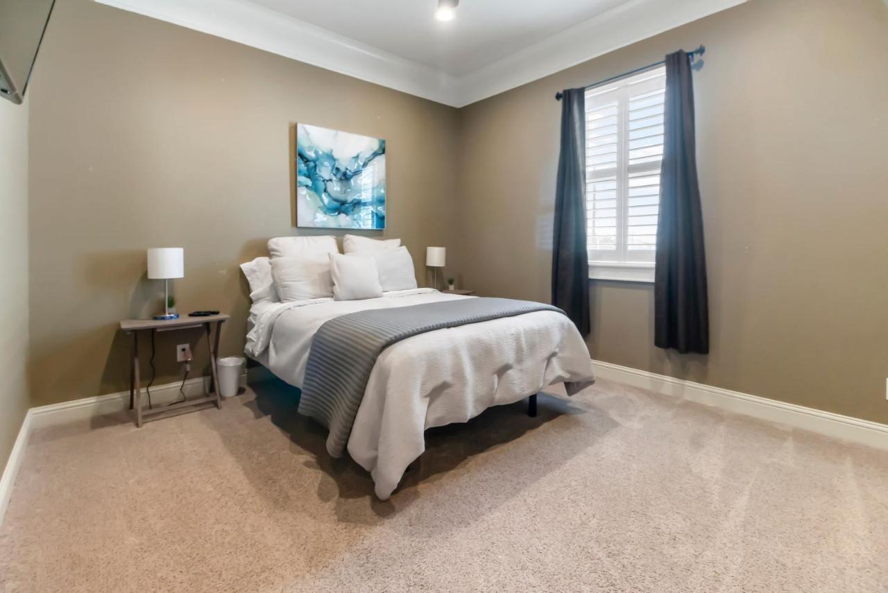 Luxury Waterfront Home Family And Pet Friendly Near Surfside Beach 11 Mins Freeport Eksteriør bilde