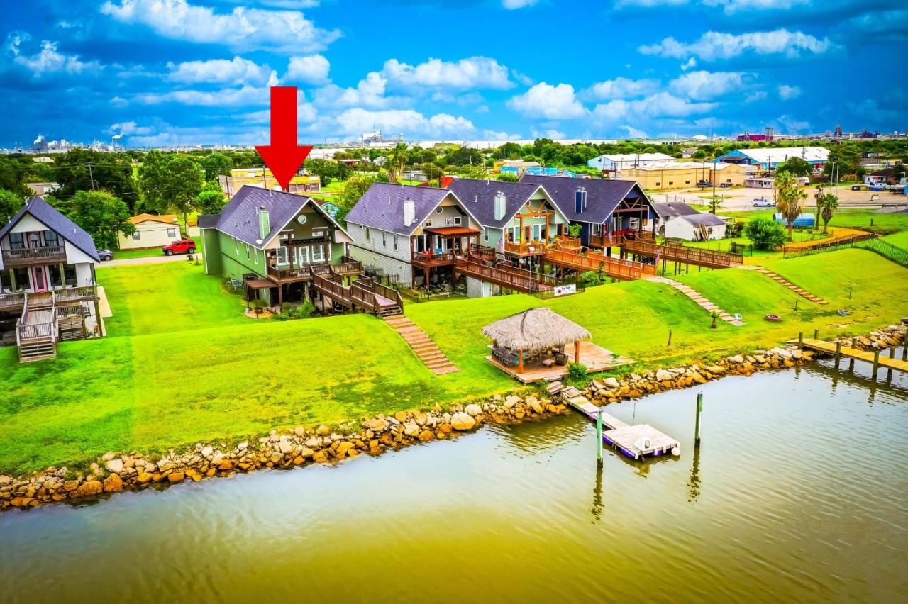 Luxury Waterfront Home Family And Pet Friendly Near Surfside Beach 11 Mins Freeport Eksteriør bilde