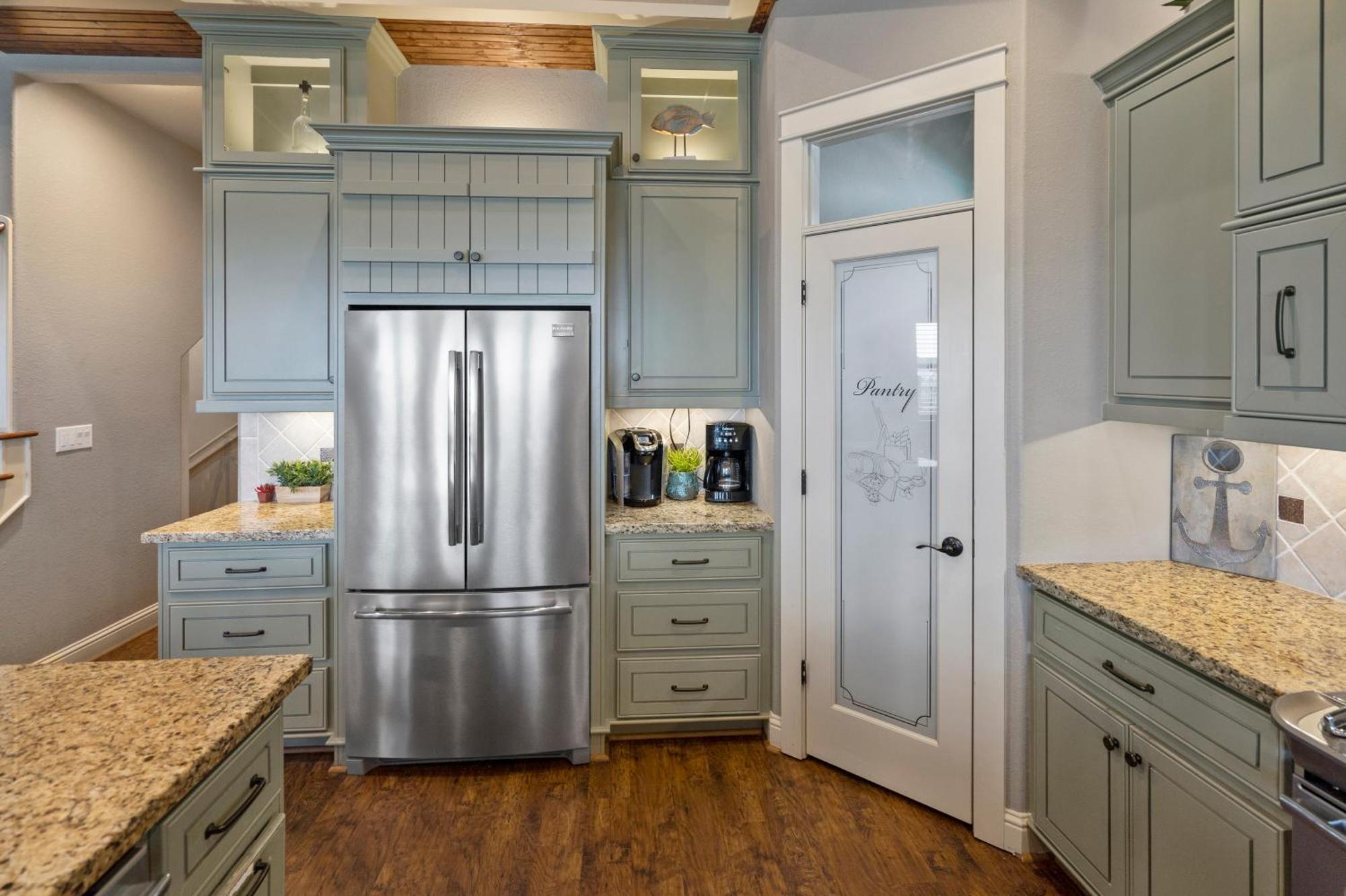Luxury Waterfront Home Family And Pet Friendly Near Surfside Beach 11 Mins Freeport Eksteriør bilde
